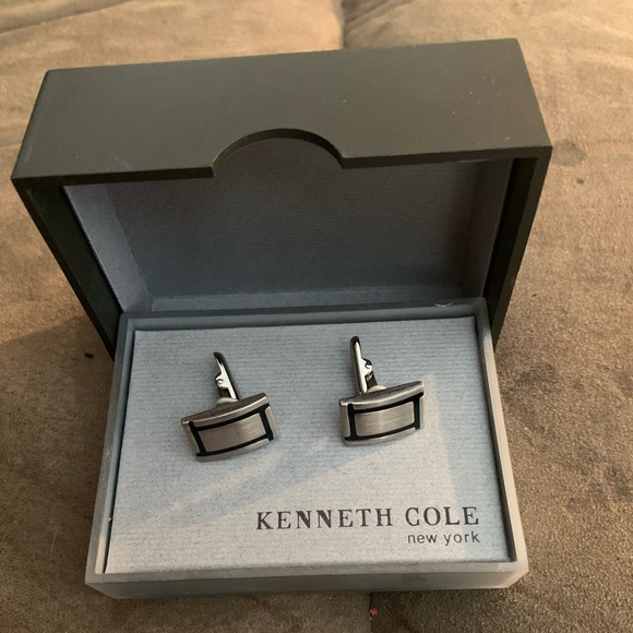 Cuff Links - Picture 1 of 4